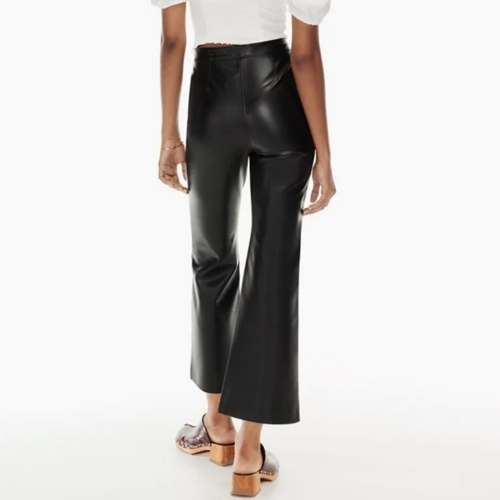 NWOT Aritzia Wilfred Adele Pant Black High Rise Flare Size 6